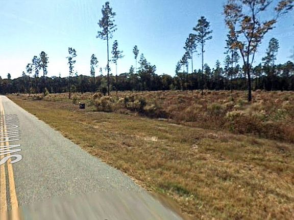 3rd image of SW Hill Creek Dr