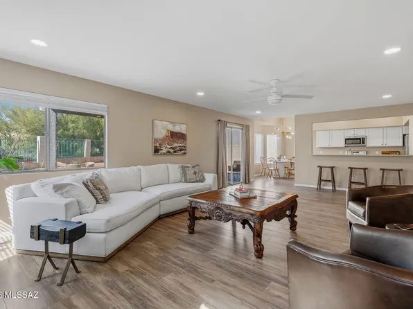 11143 N Divot Dr, Tucson, AZ 85737