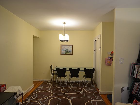2nd image of 27-10 Parsons Blvd #5F