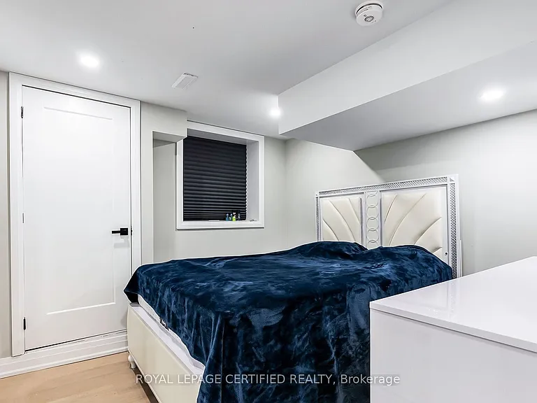 1366 Lobelia Cres #BASEMENT — Photo 7
