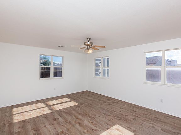 5th image of 485 1/2 Ridge Ln