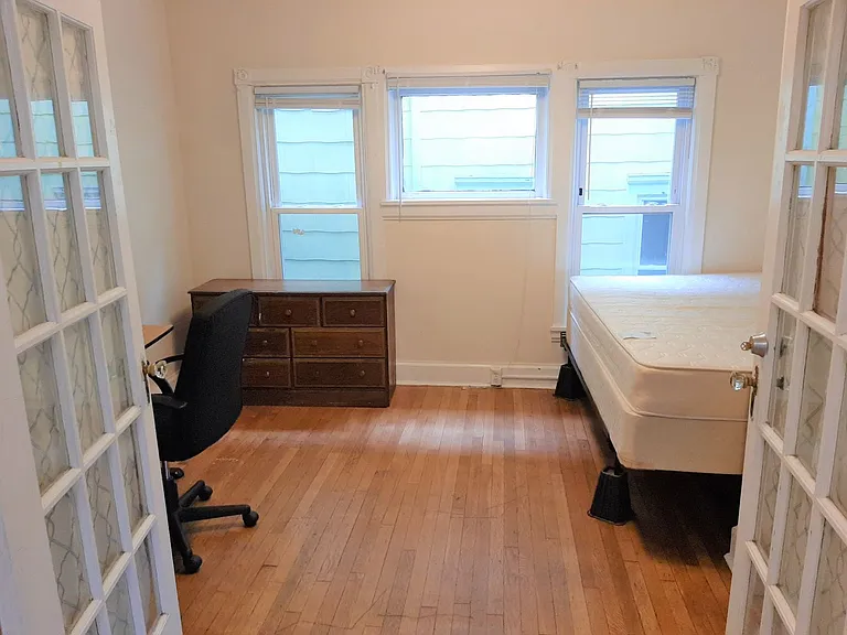 123 Columbia Street — Photo 15