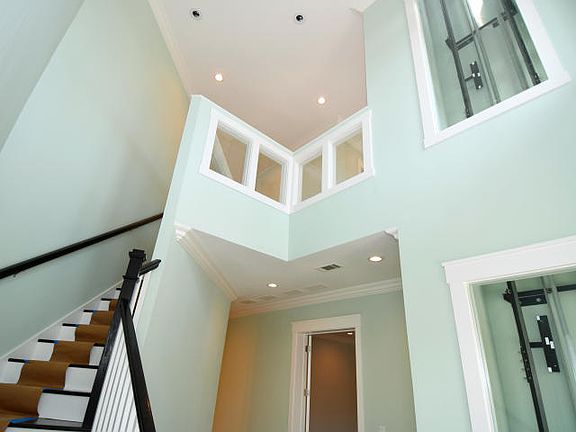 4th image of 7651 Pelican Point Drive