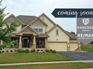 2420 Heron Ln, Victoria, MN 55386