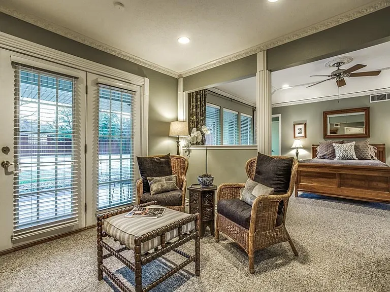 11140 Russwood Cir — Photo 11
