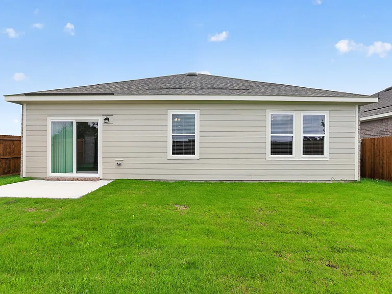 4725 Harlequin Dr — Photo 5
