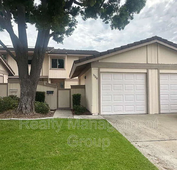 11218 Poblado Rd — Photo 2