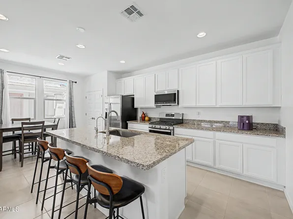 14115 W BRONCO Trail, Surprise, AZ 85387