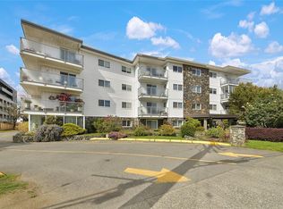 848 Esquimalt Rd #7, Esquimalt, BC V9A6W9