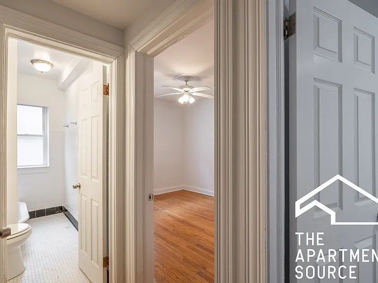 7350 N Damen Ave #G — Photo 12