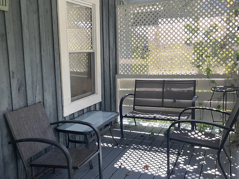 51 Emily Dr — Photo 2