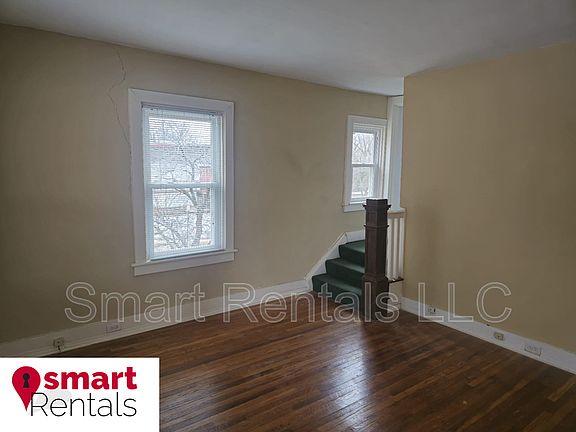 5th image of 2311 S Big Bend Blvd