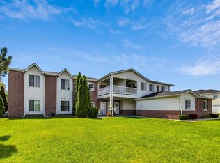 827 Lannon Ter UNIT 1102, Racine, WI 53406