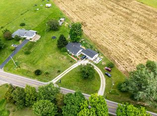 8436 Martinsburg Rd, Mount Vernon, OH 43050