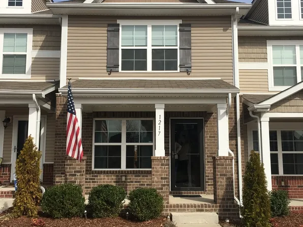 1217 Riverbrook Dr, Hermitage, TN 37076