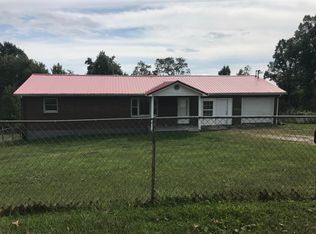 109 Stearns Tower Rd, Stearns, KY 42647