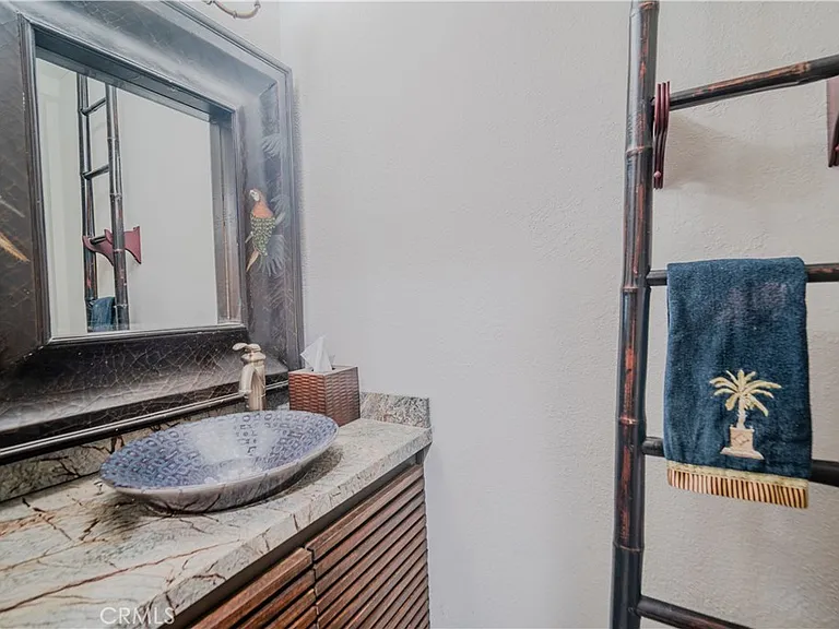 7866 Southwind Cir — Photo 24