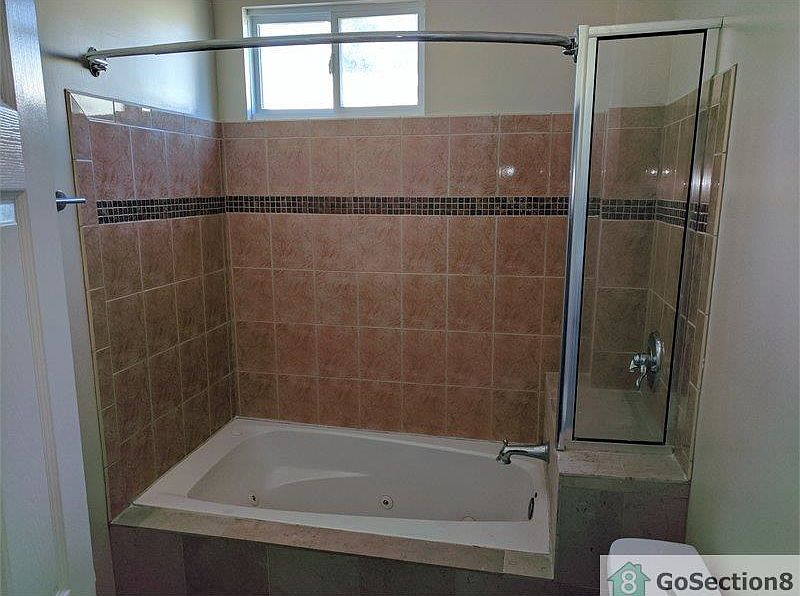 2nd image of 2522 Druid Park Dr