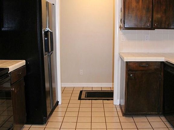 5th image of 3045 26th Avenue Pl NE