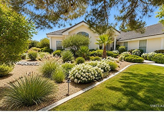 4th image of 9119 Dean Martin Dr