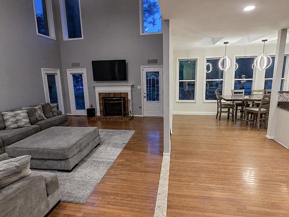 5th image of 14518 Dolbrook Ln