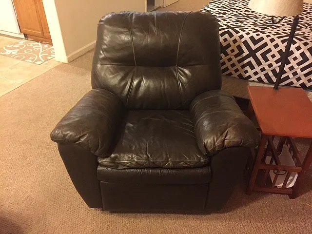 Studio, 980 sqft, $1,000 — Photo 3
