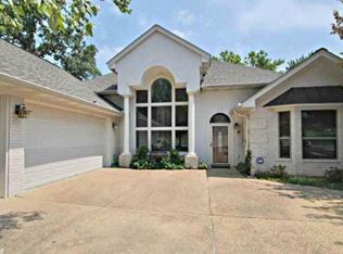 1107 Claycut Cir, North Little Rock, AR 72116