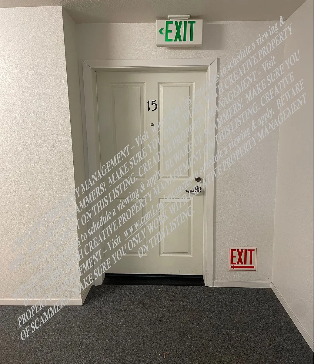Building Photo - 541 Wave St #15