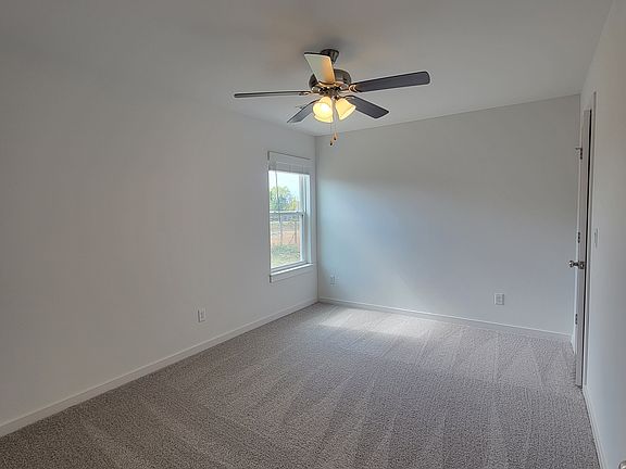 5th image of 5784 W Holdcroft Dr