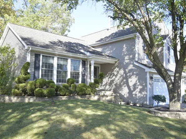 1644 Stockton Ln, Crystal Lake, IL 60014