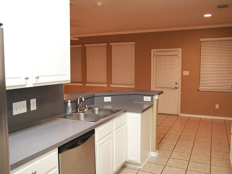 142 N Camellia Grove Cir — Photo 8