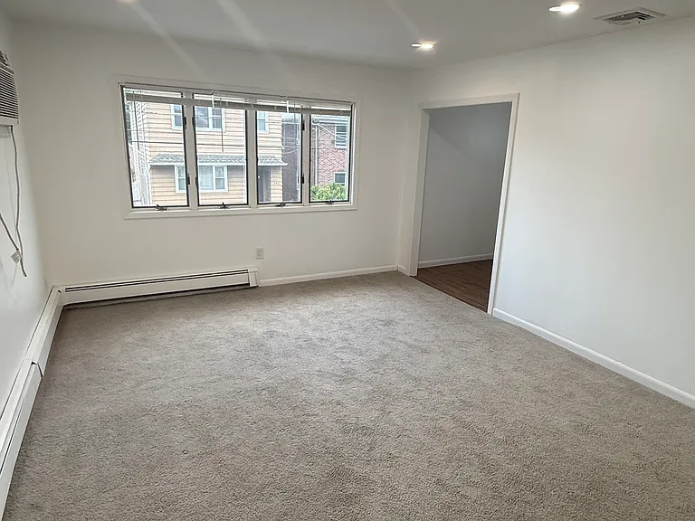 492 Madeline Ave #2 — Photo 5