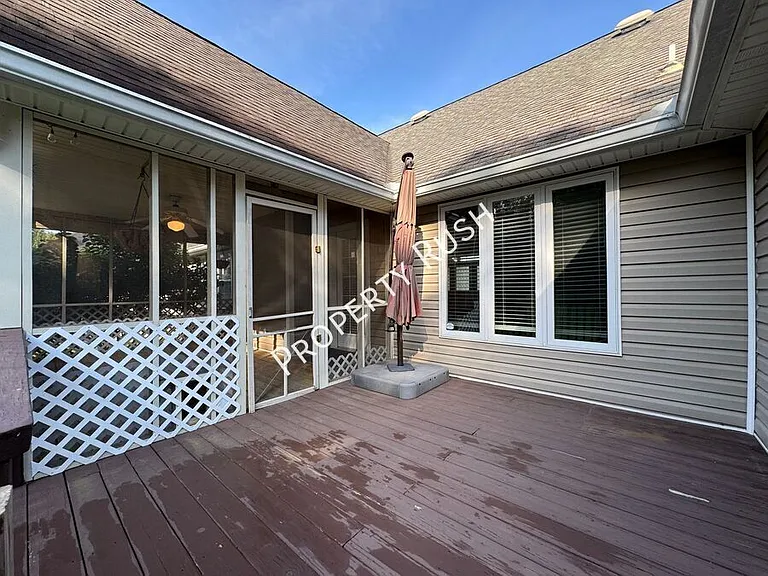 196 Blue Heron Dr — Photo 53