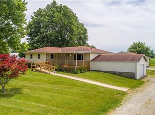 404 Garbry Rd, Piqua, OH 45356