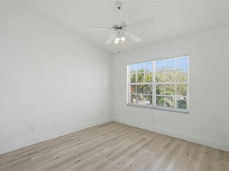 14510 Alejo Ct — Photo 27