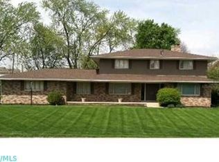 4212 Ongaro Dr, Columbus, OH 43204