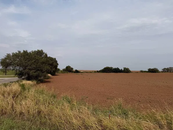 W Longhorn Trail & S Oakwood Rd, Waukomis, OK 73773