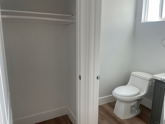 5th image of 1414 E 23rd St