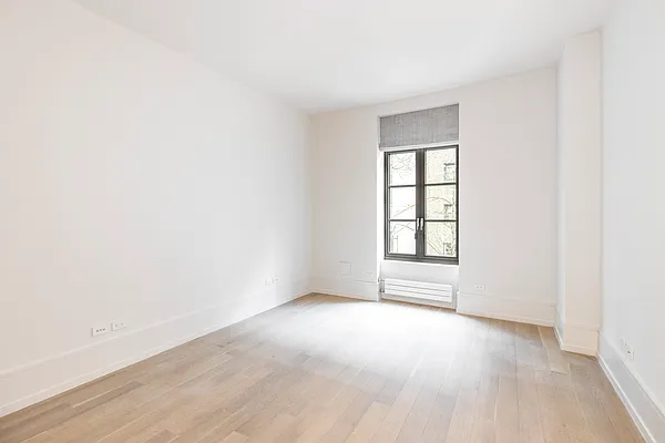 Rented by Compass | media 30