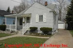 1st image of 929 Dickinson St SE