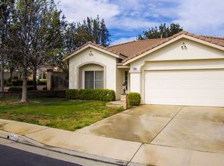 2540 Kingston Dr, Corona, CA 92881
