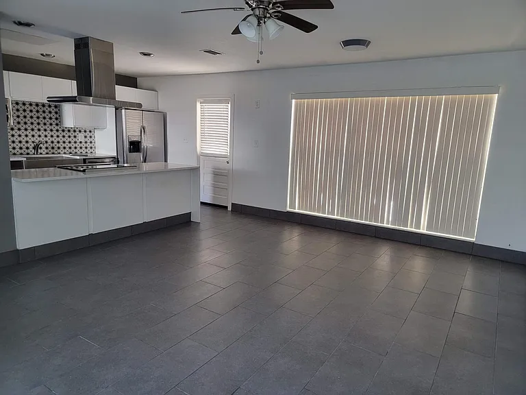 4514 S Gaines Rd — Photo 29