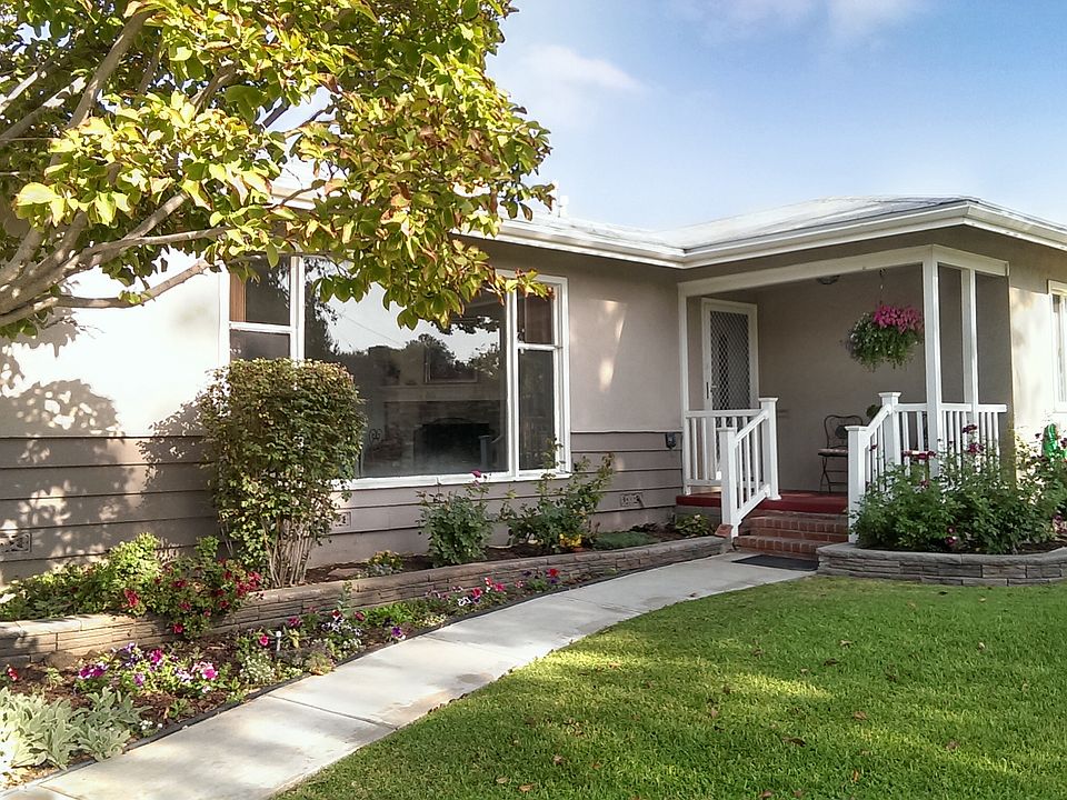 1st image of 10719 Lindesmith Ave