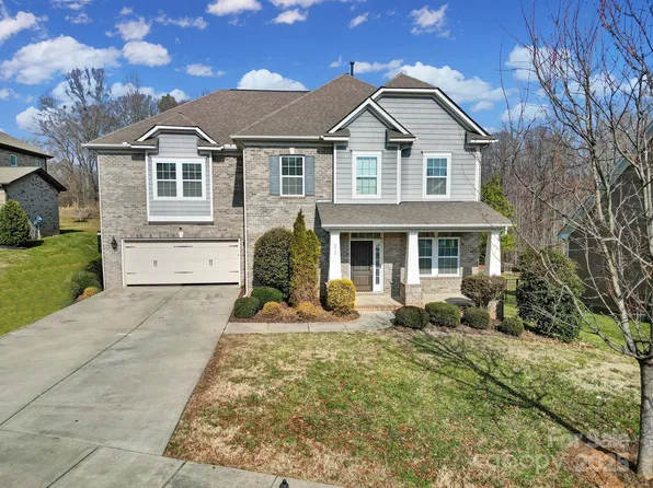 273 E Waterlynn Rd, Mooresville, NC 28115