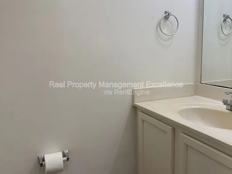 16 Red Ln #A — Photo 10