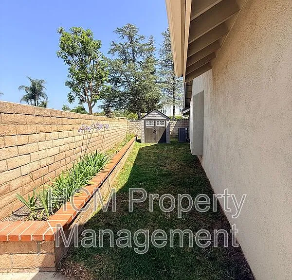21700 Potomac Ave — Photo 19