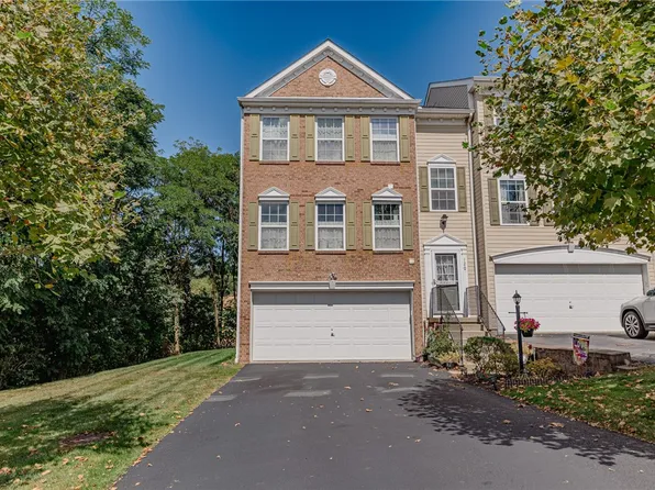 120 Lockheed Dr, Coraopolis, PA 15108