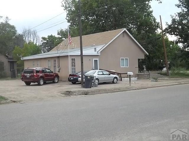 1st image of 401-403 S 2nd St