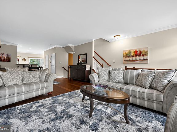 4th image of 314 Dogwood Dr