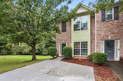 2849 Parkway Close Photo 1